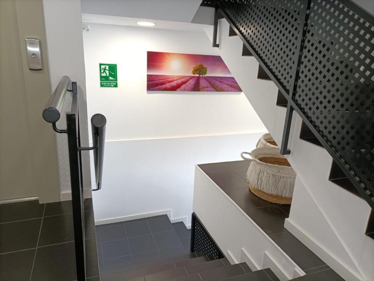 Hostal Las Encinas Villaviciosa de Odón Buitenkant foto