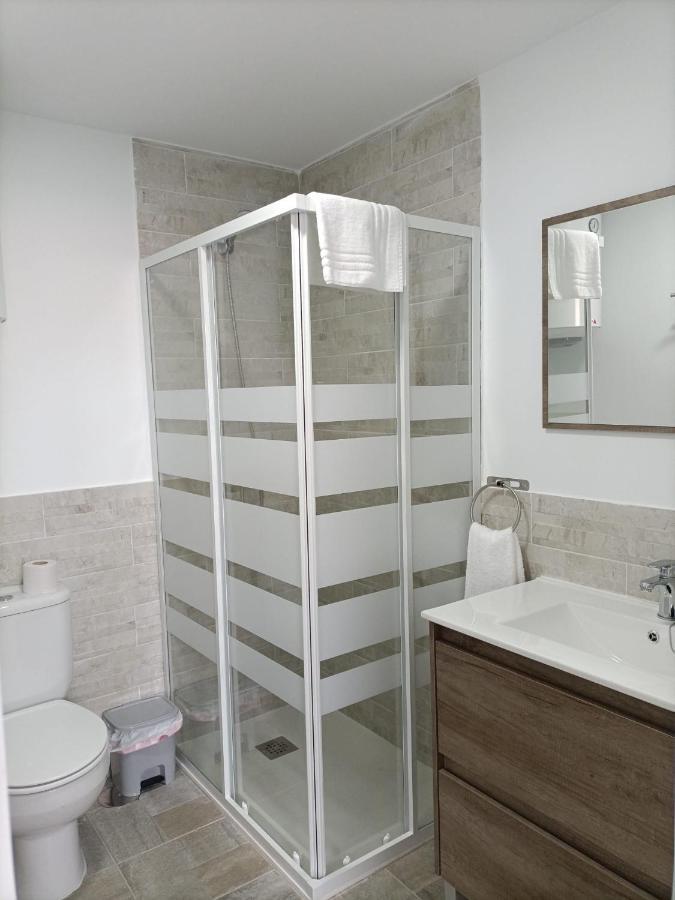 Hostal Las Encinas Villaviciosa de Odón Buitenkant foto