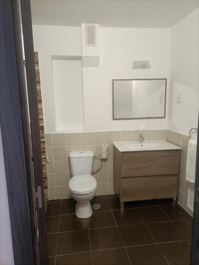 Hostal Las Encinas Villaviciosa de Odón Buitenkant foto
